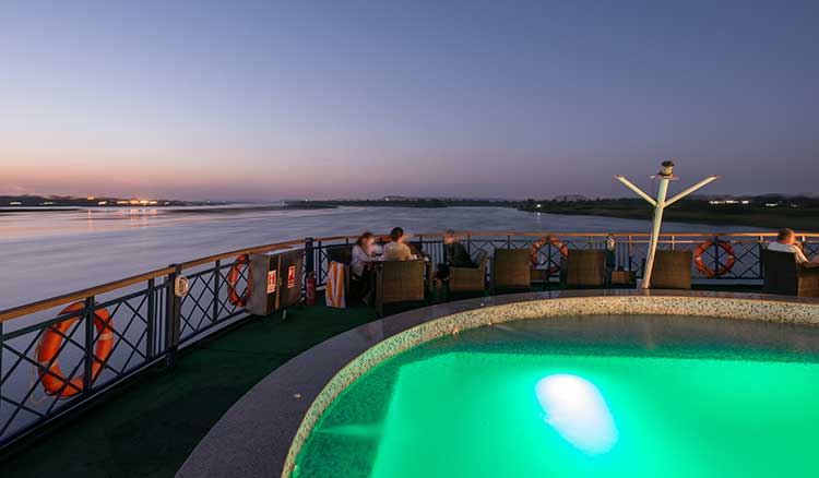 Esmeralda Nile Cruise Esmeralda Nile Cruise